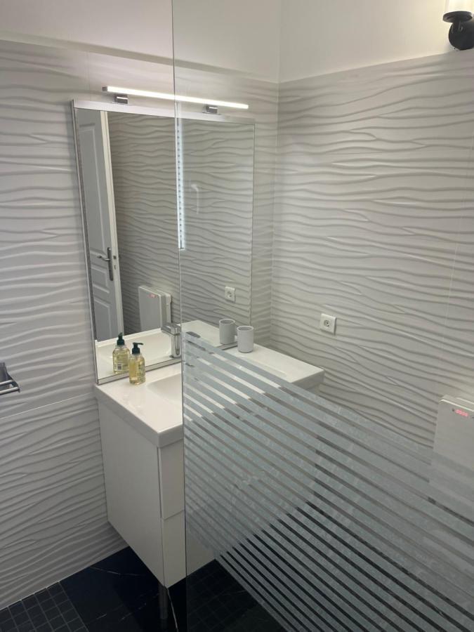 Bel Appartement 2 Chambres Au Coeur Du Village Eyragues Экстерьер фото